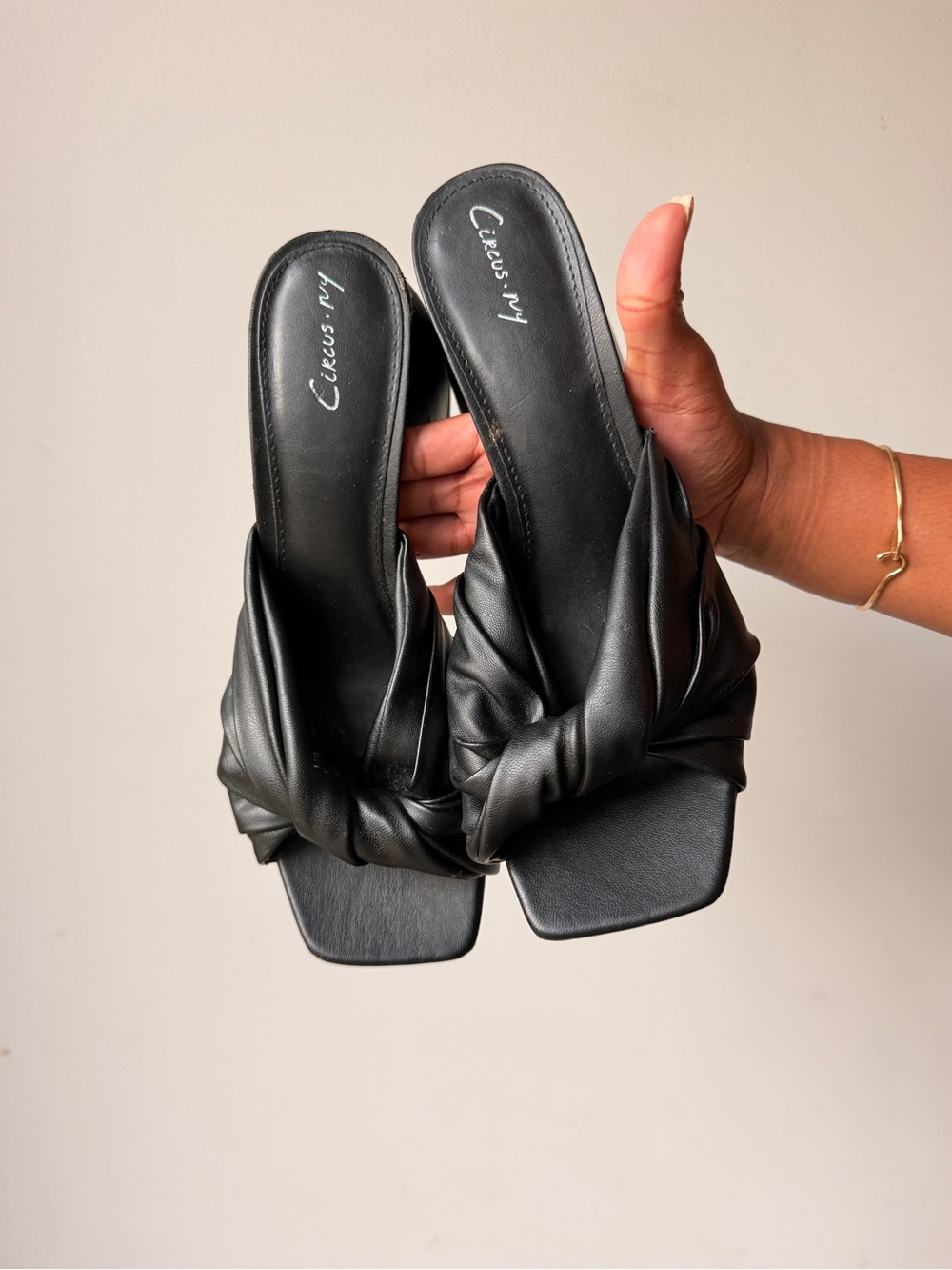 Circus by Sam Edelman Black Knot Front Slide Sandal